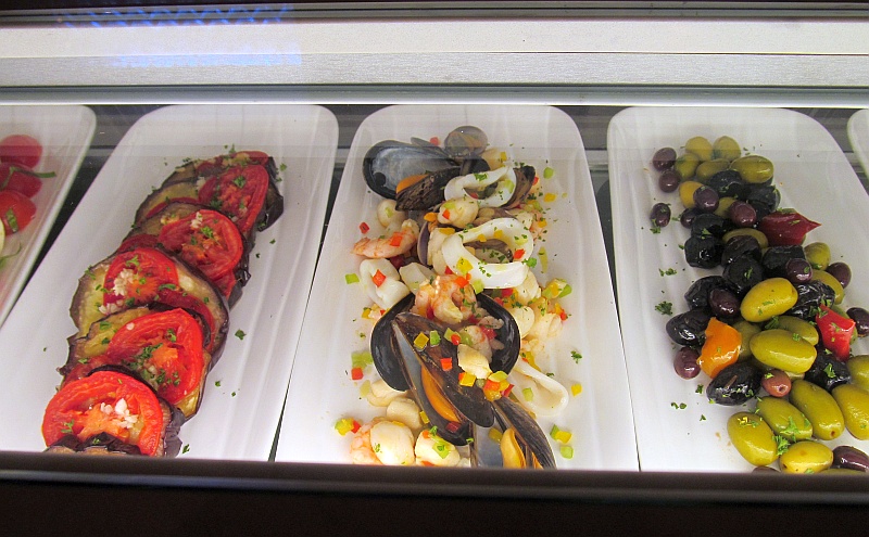 appetizing appetizers at The Wine Bar - olives, calamari and more