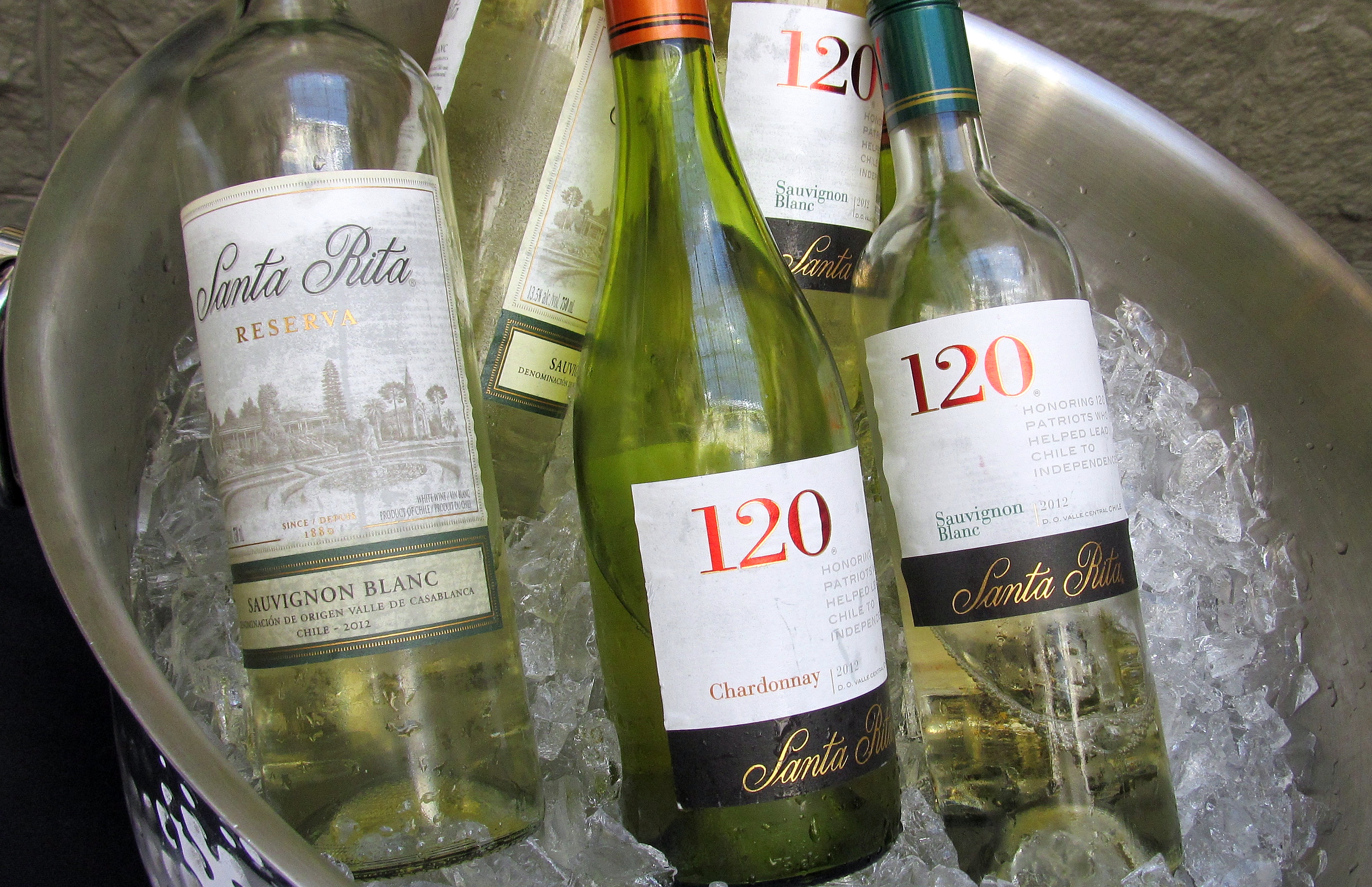 Santa Rita 120 Chardonnay Sauvignon Blanc and Reserva Sauvignon Blanc