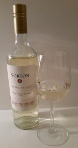 Bodega Norton Barrel Select Sauvignon Blanc 2016 and glass of wine