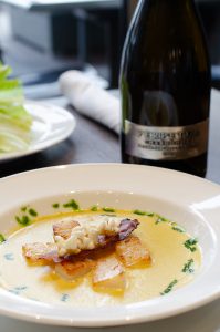 Seared Scallops and Mission Hill Perpetua wine (Photo courtesy Emrys Horton, EPH Photography _EPH6189)