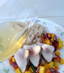 Attis Albariño Lias Finas 2018 paired with grilled tuna loin and mango salsa