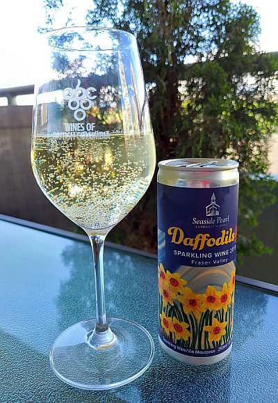 Seaside Pearl Daffodils To Go Sparkling Wine 2019