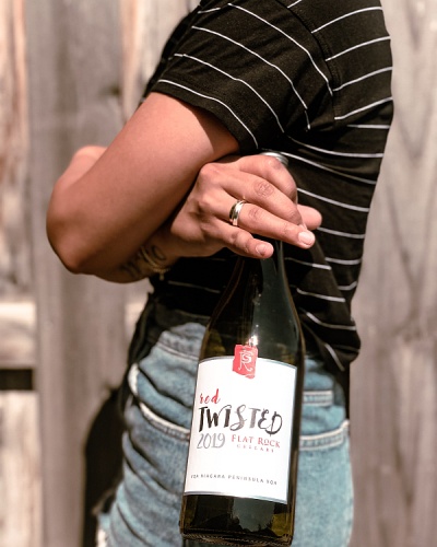 Flat Rock Cellars Twisted Red 2019