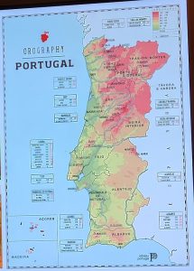 Orography of Portugal (mountains in red in the NE corner)