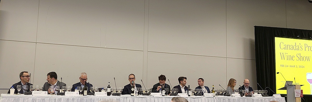 Our panelists and moderator Filippo Bartolotta at Italy Reimagined seminar during VanWineFest 2024