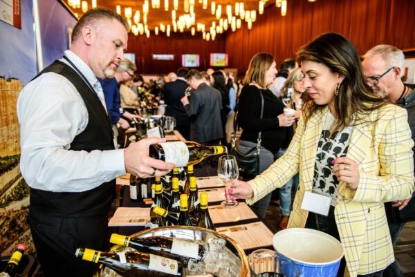 VanWineFest International Festival tasting room