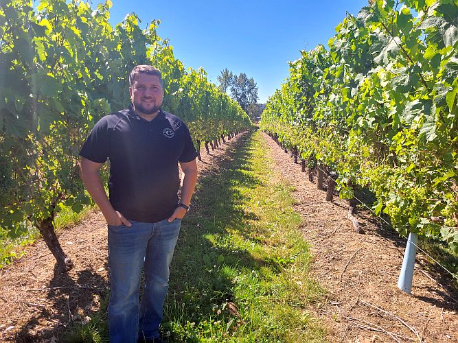 Winemaker Gary Zhygailo in the vineyard at Chaberton Estate Winery